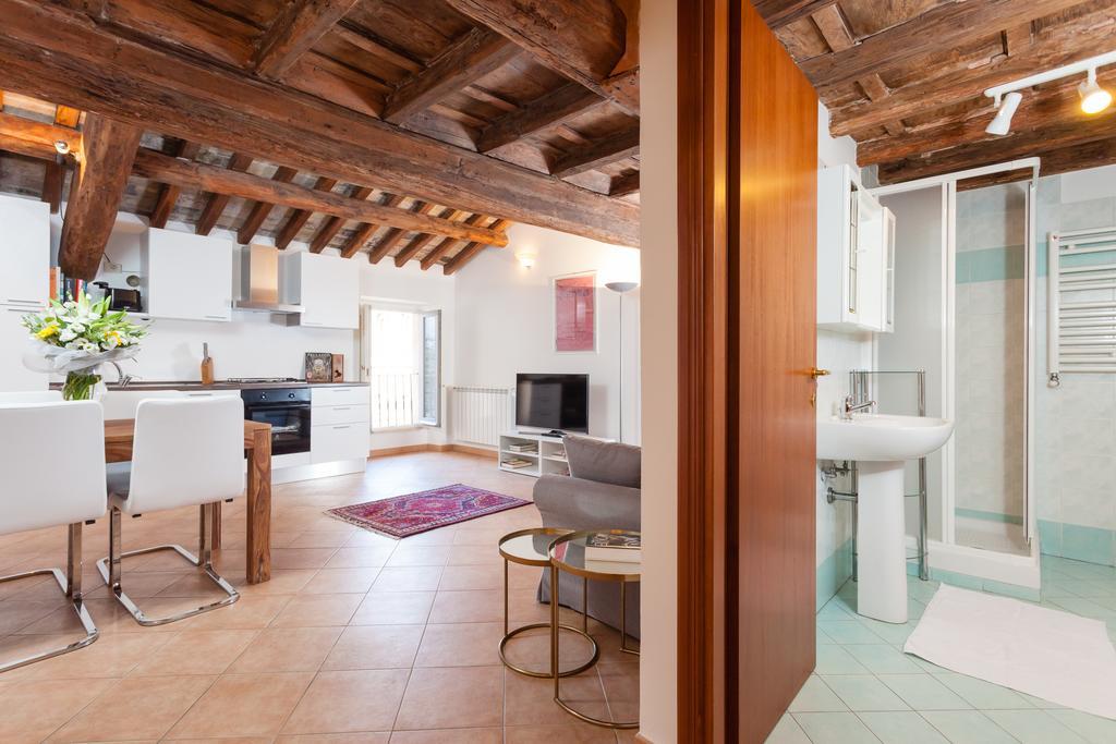 Maisonette Farnese Roma Quarto foto