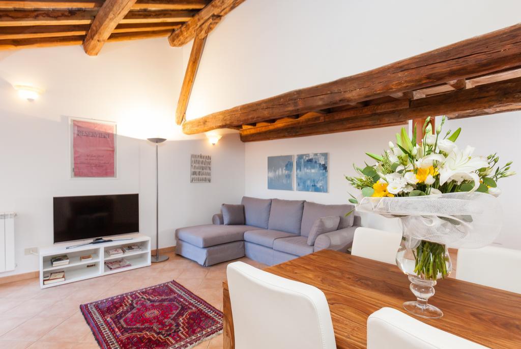 Maisonette Farnese Roma Quarto foto