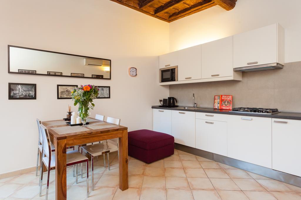 Maisonette Farnese Roma Quarto foto